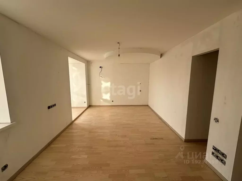 3-к кв. Карелия, Петрозаводск ул. чкалова, 45 (79.8 м) - Фото 0