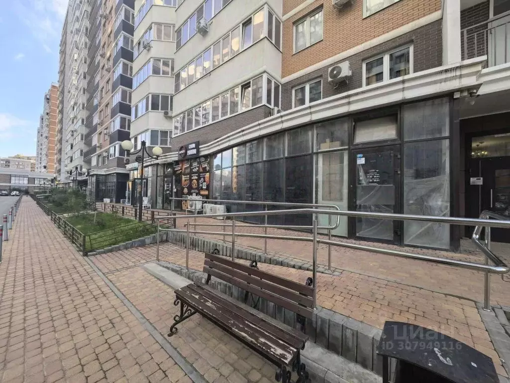 Торговая площадь в Краснодарский край, Краснодар ул. Командорская, 9/1 ... - Фото 0