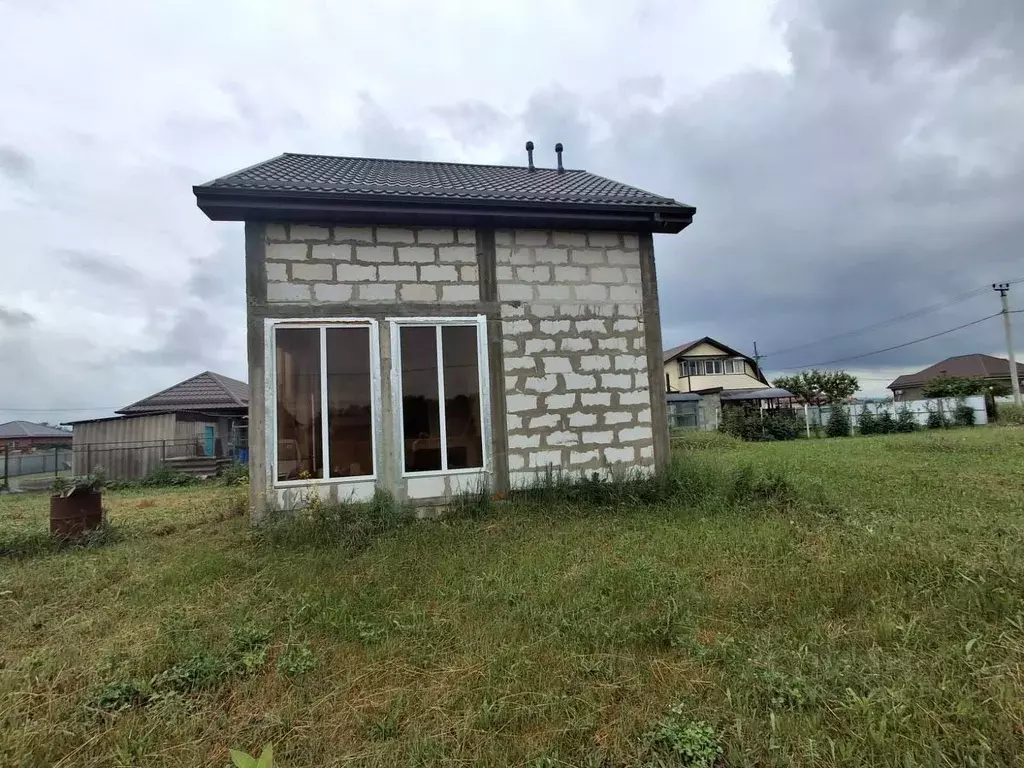 Дом в Краснодарский край, Абинск Азовская ул. (89 м) - Фото 1