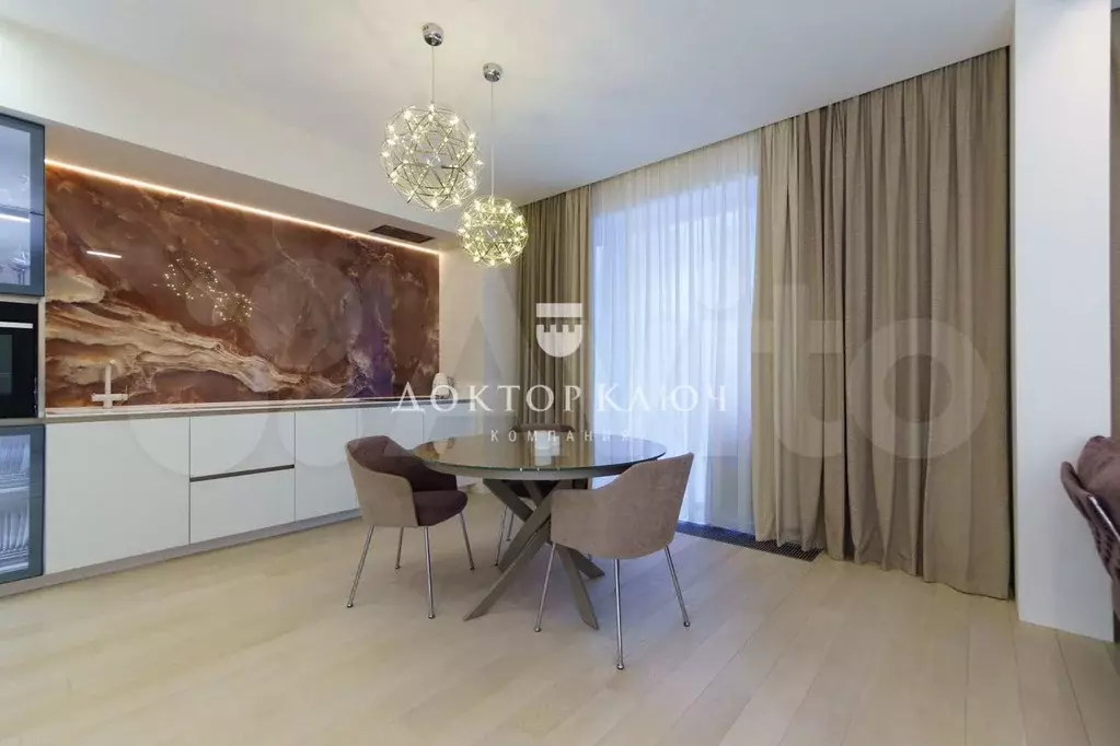 2-к. квартира, 106 м, 1/6 эт. - Фото 1