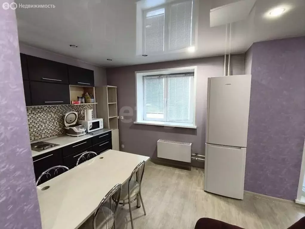 Квартира-студия: Красноярск, улица Любы Шевцовой, 84 (33 м) - Фото 1