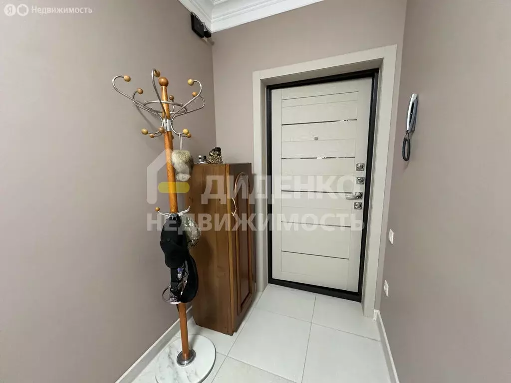 2-комнатная квартира: Тихорецк, Октябрьская улица, 8Ак1 (66 м) - Фото 2