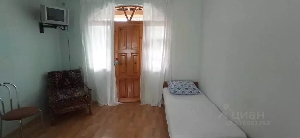 Комната Крым, Алушта ул. Таврическая, 19 (12.0 м) - Фото 0