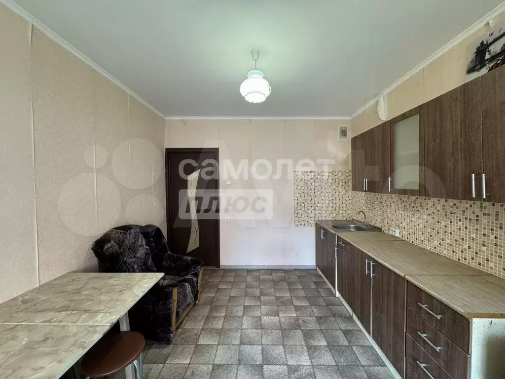 1-к. квартира, 42,9 м, 1/10 эт. - Фото 1