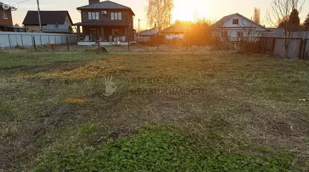 Участок в село Столбище, Школьная улица (10 м) - Фото 1