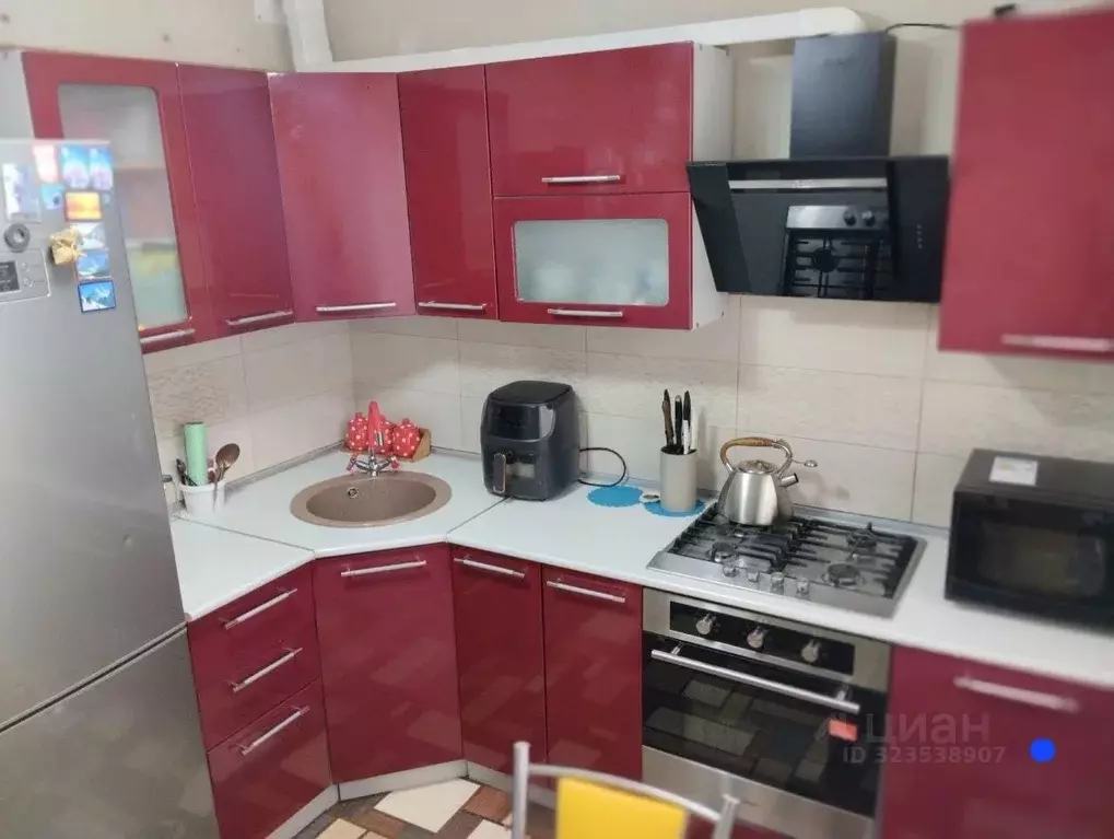 2-к кв. Астраханская область, Астрахань ул. Куликова, 38к1 (54.0 м) - Фото 1