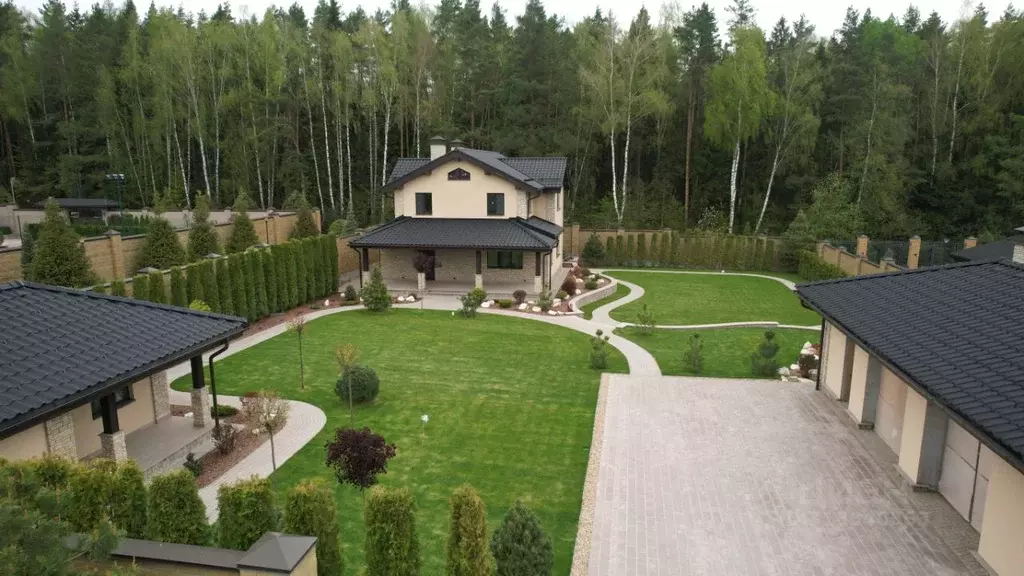 Коттедж в Москва № 122 кв-л, 1Ас1 (244 м) - Фото 1