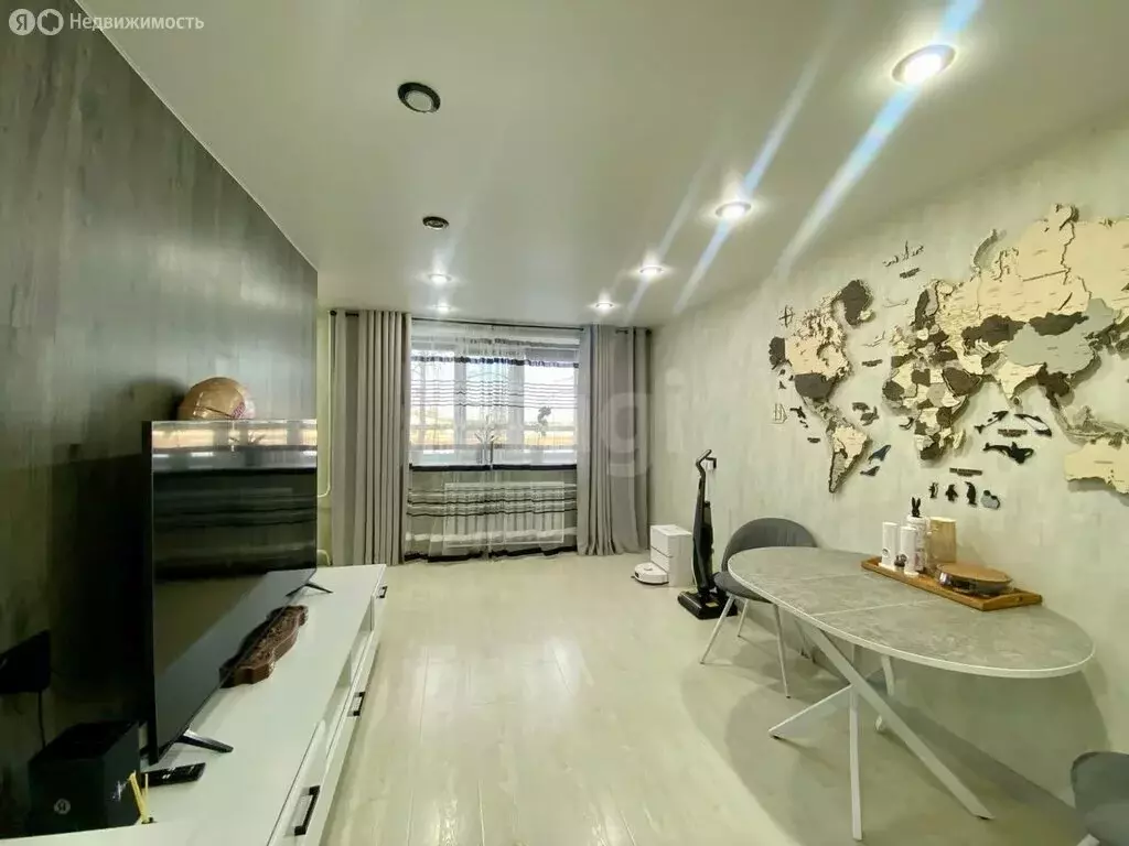 3-комнатная квартира: Коряжма, улица Набережная им. Н. Островского, 42 ... - Фото 2