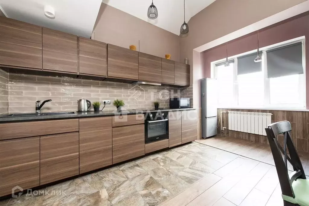 Продаётся 2-к квартира, 70 м - Фото 0