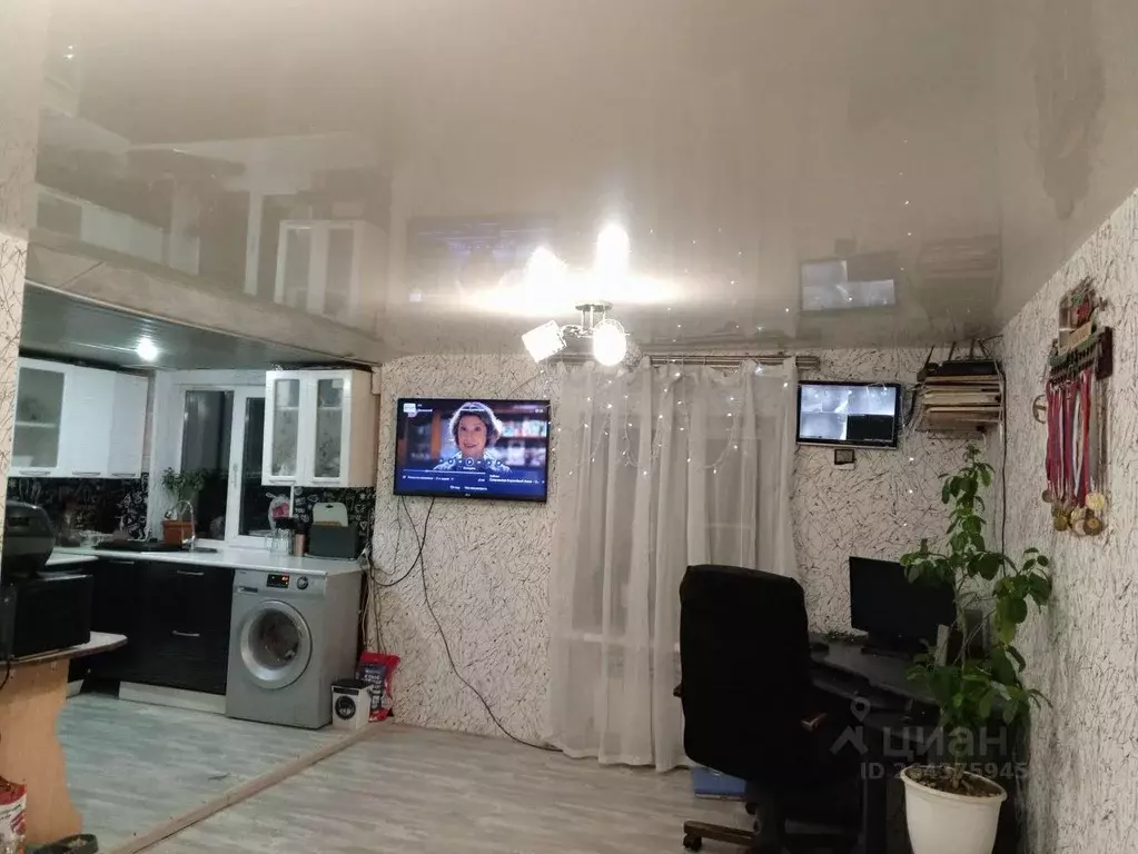 Дом в Волгоградская область, Волгоград Латошинская ул., 46к (80 м) - Фото 1