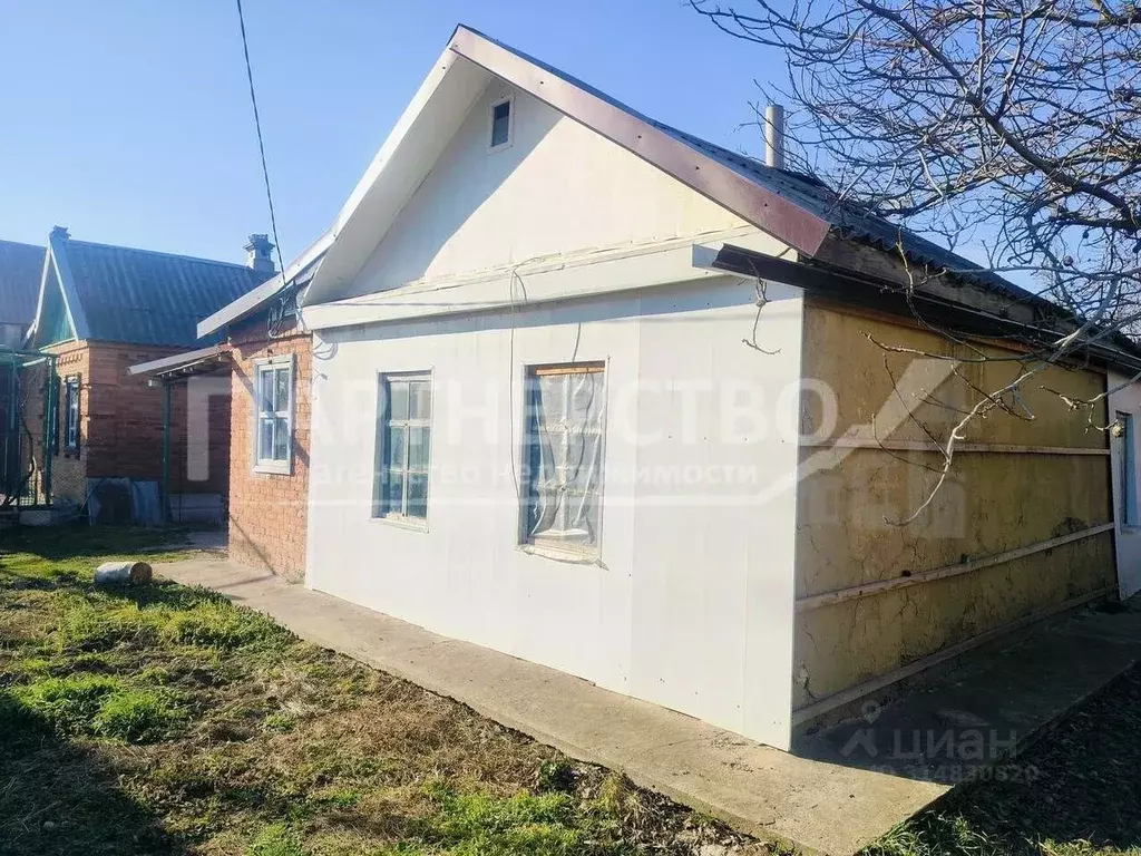 Дом в Краснодарский край, Северский район, Ильское городское ... - Фото 0