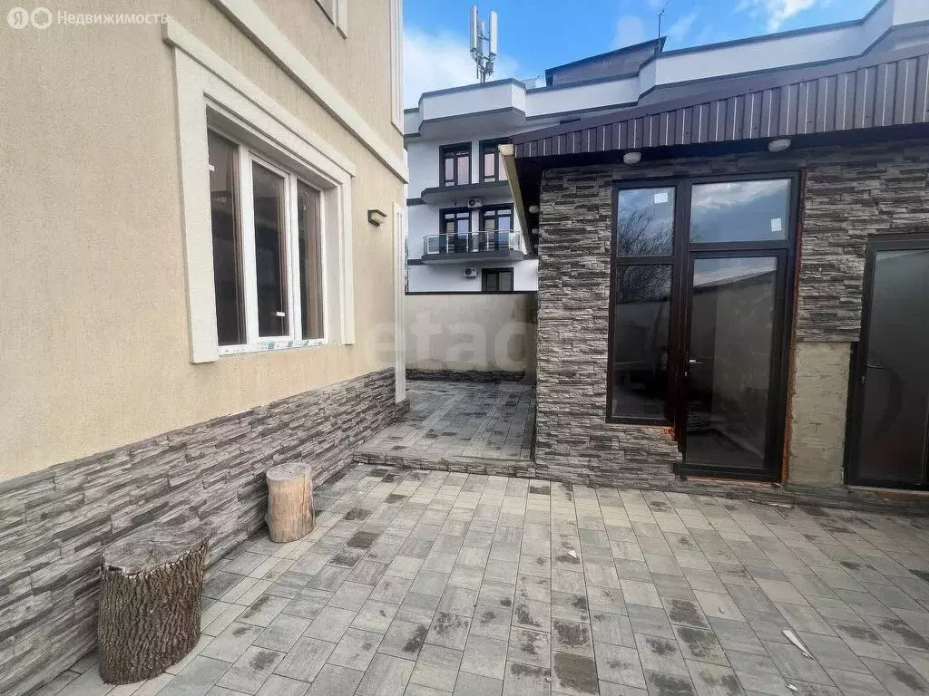 Дом в Кабардинка, Революционная улица (216 м) - Фото 1