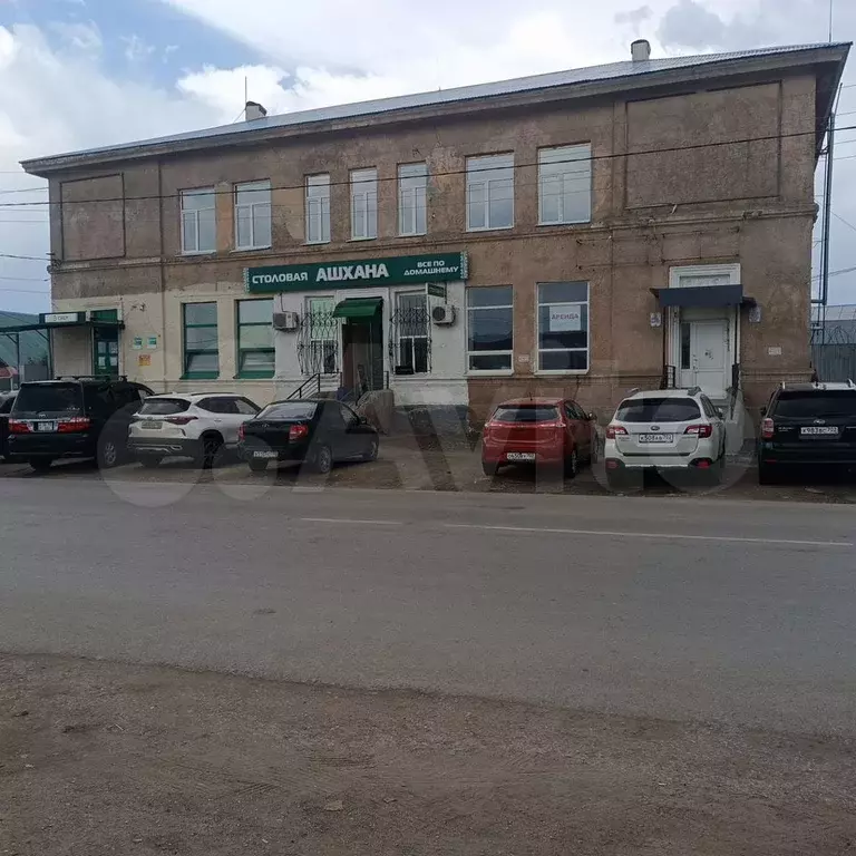 Свободного назначения по улице рабочая 36 на красн - Фото 0