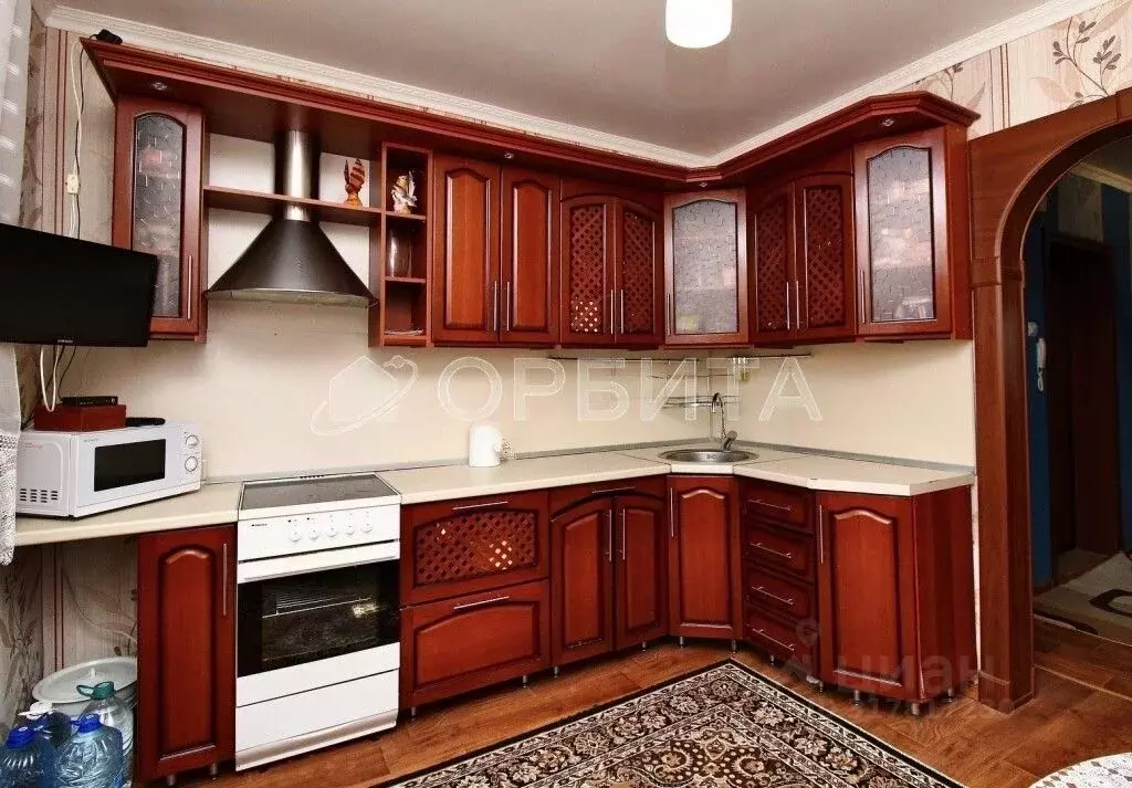 3-к кв. Тюменская область, Тюмень Антипино мкр, ул. Ивана Крылова, 19 ... - Фото 1