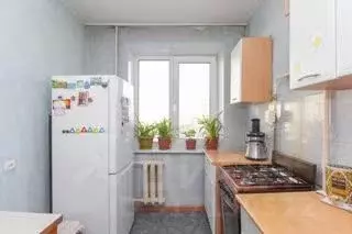 2-к кв. Омская область, Омск ул. Добровольского, 13 (44.9 м) - Фото 1