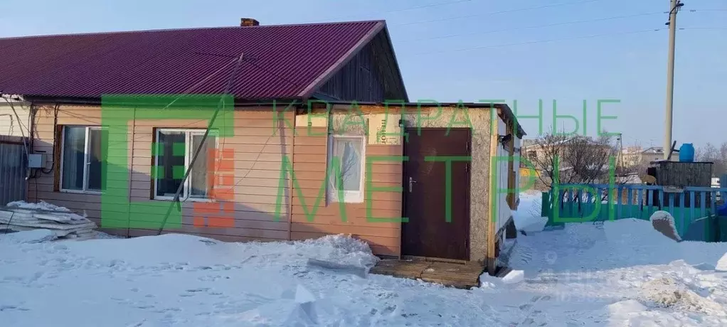 Дом в Еврейская автономная область, Смидовичский район, пос. ... - Фото 1