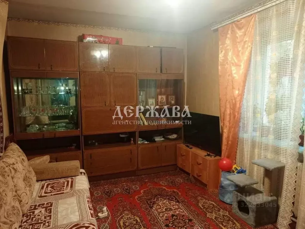 2-к кв. Белгородская область, Старый Оскол Юбилейная ул., 2 (41.4 м) - Фото 1
