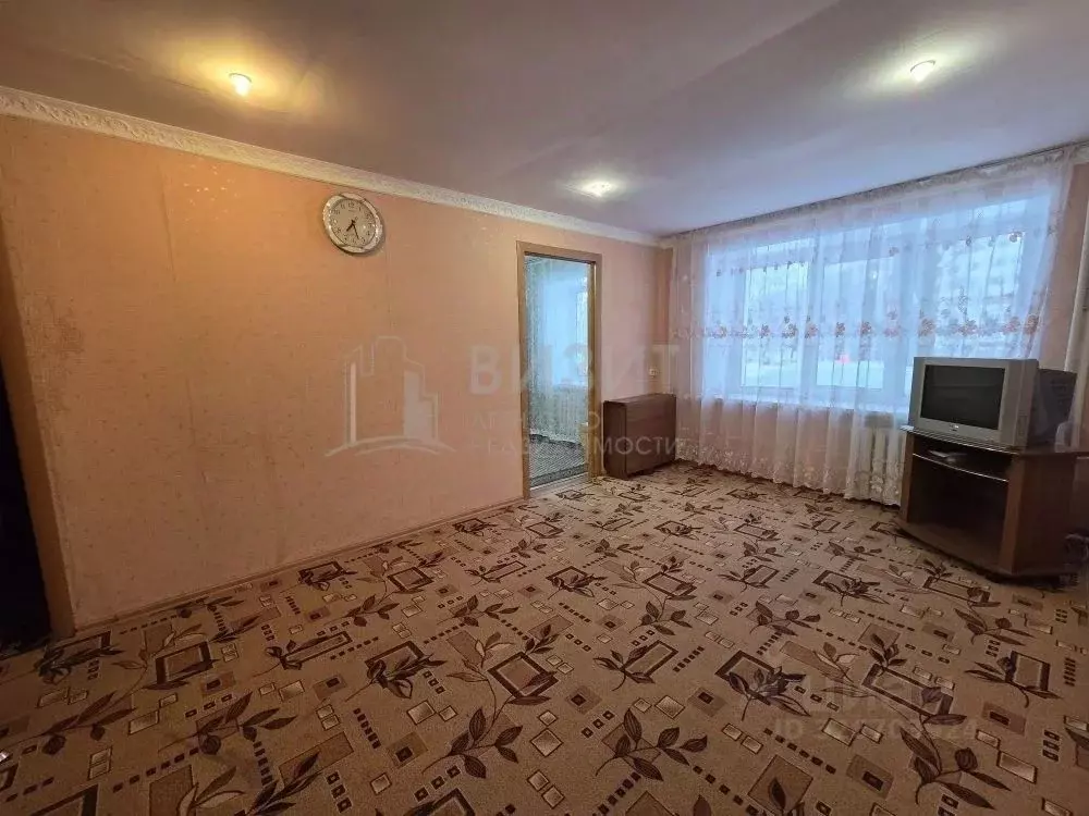 2-к кв. Татарстан, Нижнекамск просп. Строителей, 13 (42.5 м) - Фото 1