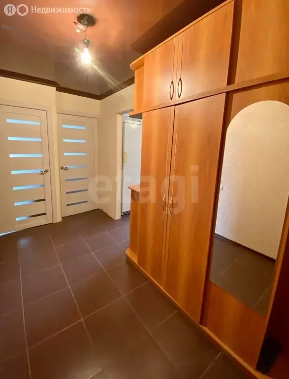 2-комнатная квартира: Тюмень, улица Мельникайте, 124 (47.3 м) - Фото 1