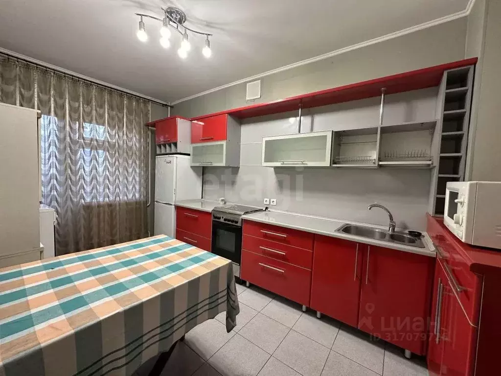 2-к кв. Татарстан, Казань ул. Аделя Кутуя, 44а (58.0 м) - Фото 0