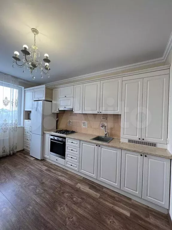 2-к. квартира, 65 м, 4/10 эт. - Фото 0