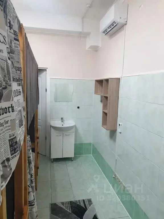 Комната Краснодарский край, Новороссийск ул. Исаева, 8 - Фото 1