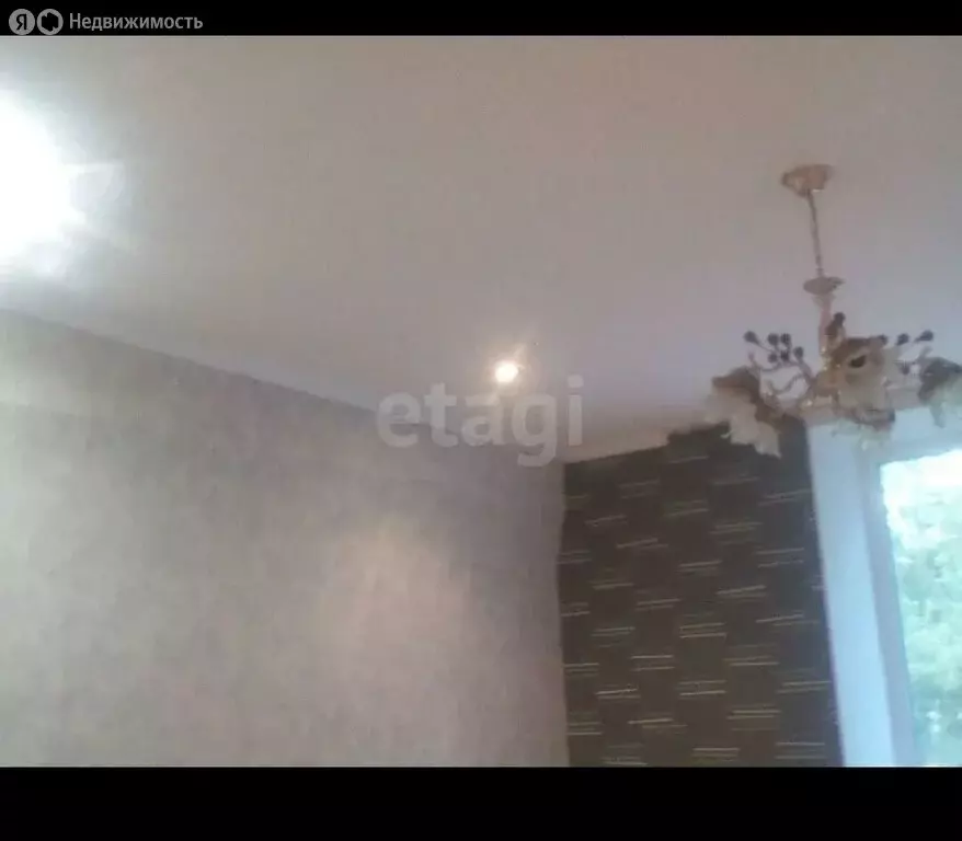 1-комнатная квартира: Омск, улица 10 лет Октября, 189 (19 м) - Фото 2