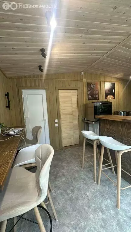 Торговая площадь (150 м) - Фото 1