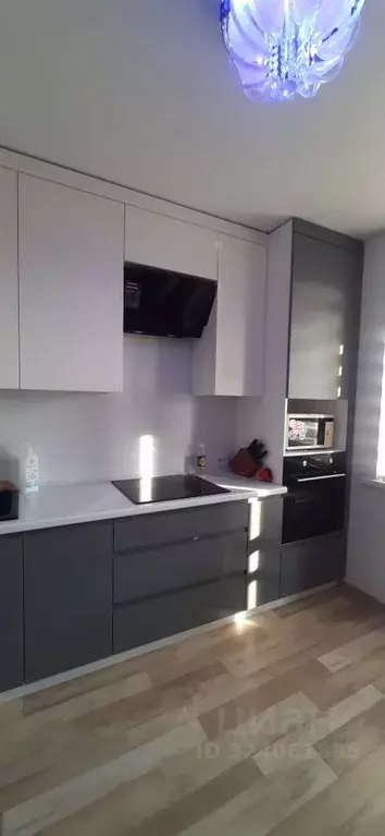 2-к кв. Курганская область, Курган Заозерный жилрайон, 7-й мкр, 27 ... - Фото 1