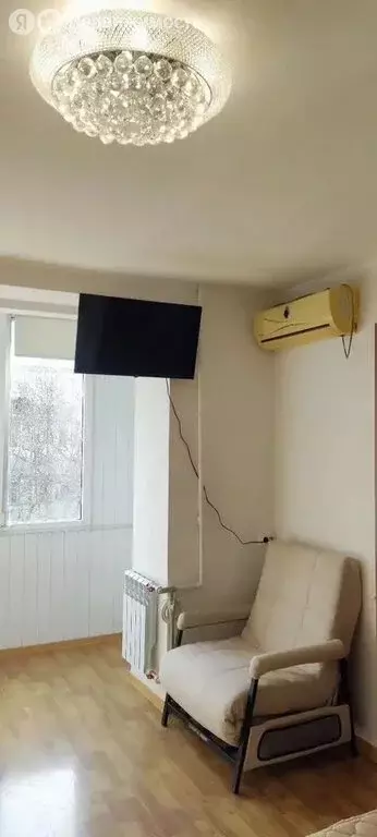 1-комнатная квартира: Евпатория, улица имени 60-летия Октября, 17 (23 ... - Фото 1