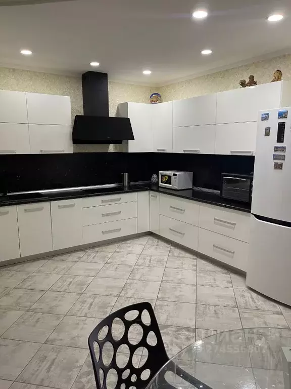 3-к кв. Крым, Феодосия ш. Керченское, 76А (120.0 м) - Фото 1