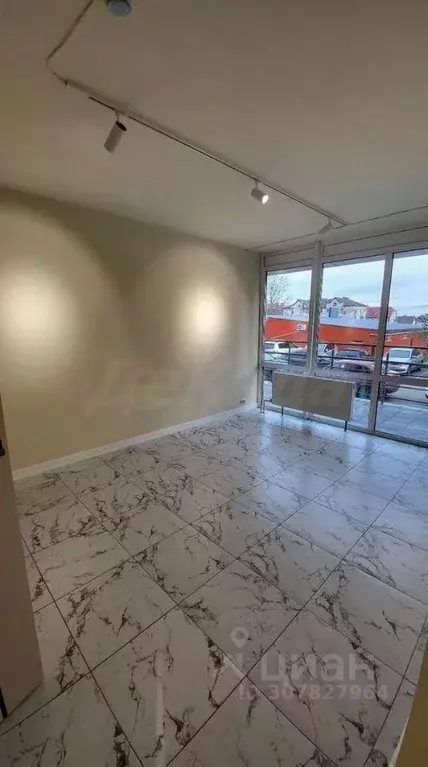 Помещение свободного назначения в Ульяновская область, Ульяновск ул. ... - Фото 1