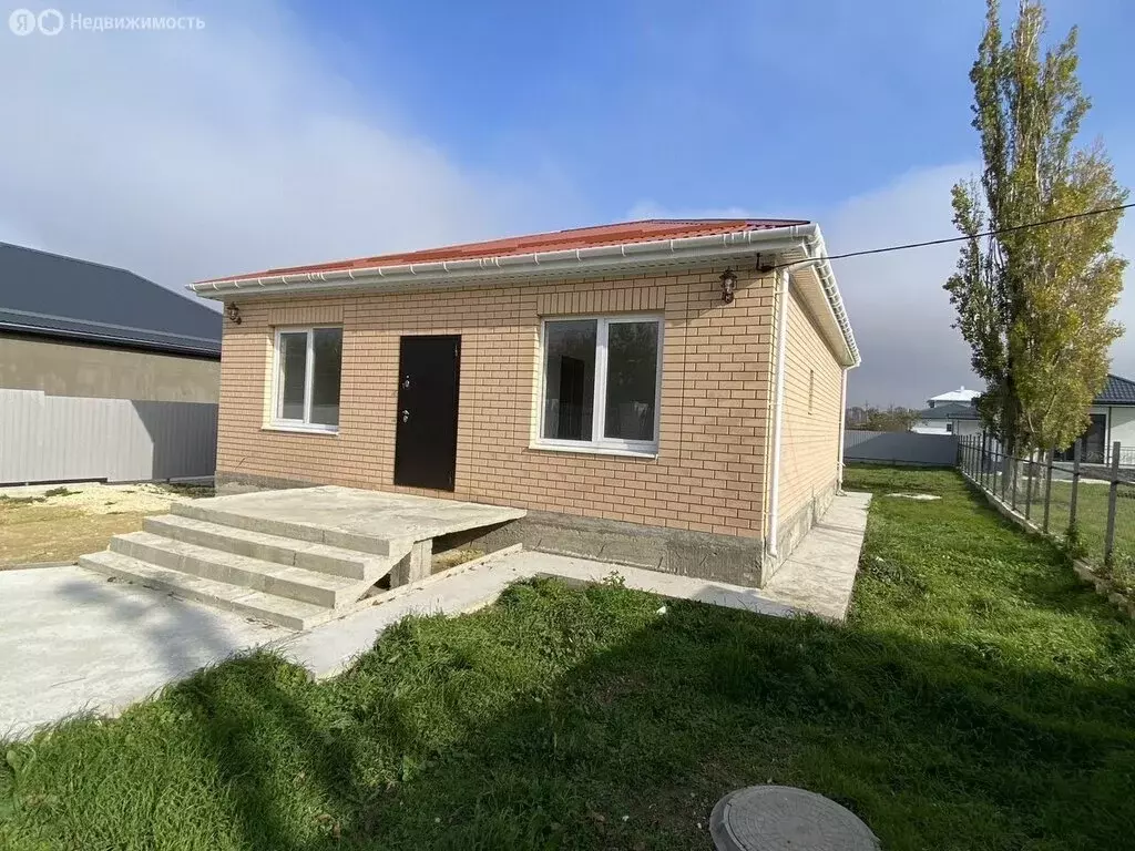 Дом в станица Гостагаевская, улица Пирогова (86 м) - Фото 1