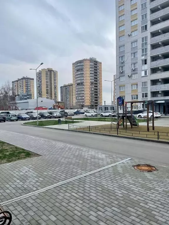 3-к. квартира, 73,3 м, 1/18 эт. - Фото 1