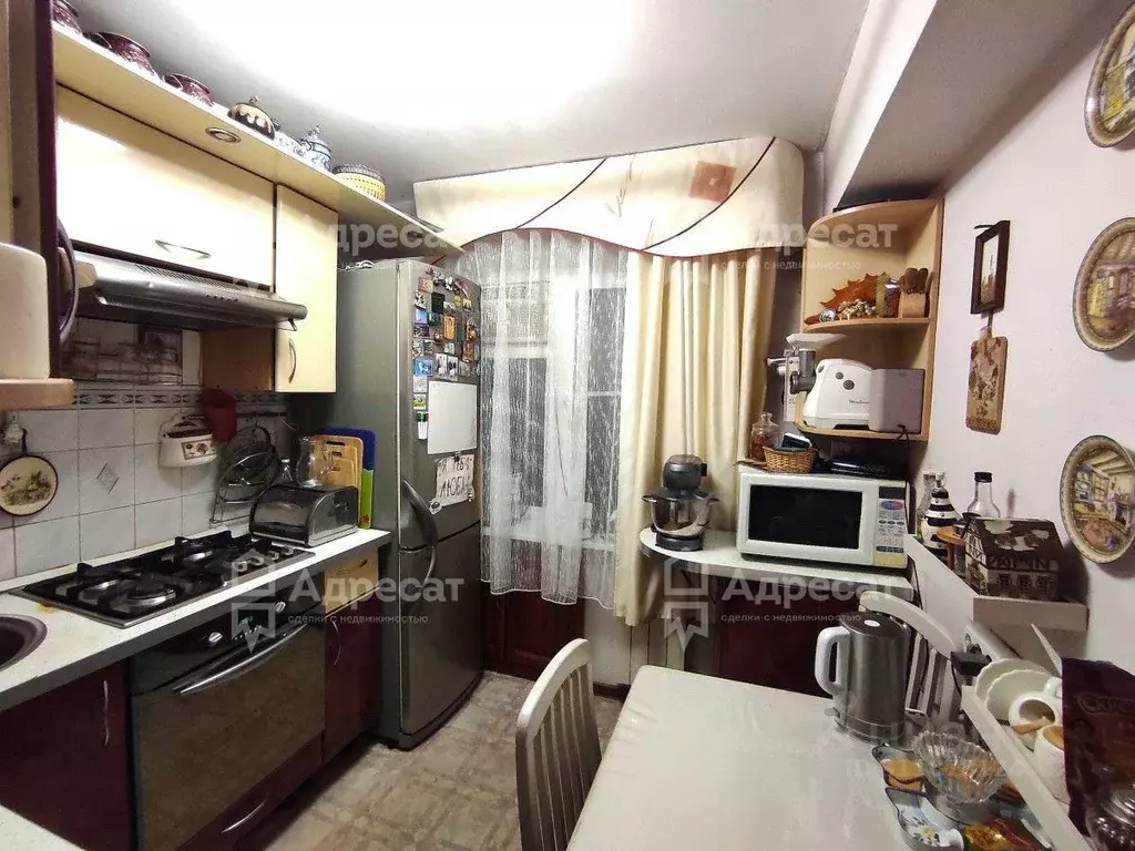 3-к кв. Волгоградская область, Волгоград ул. Таращанцев, 35 (54.9 м) - Фото 0