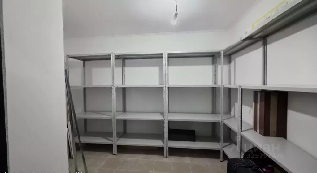 Склад в Краснодарский край, Геленджик ул. Южная, 35/3 (7 м) - Фото 1