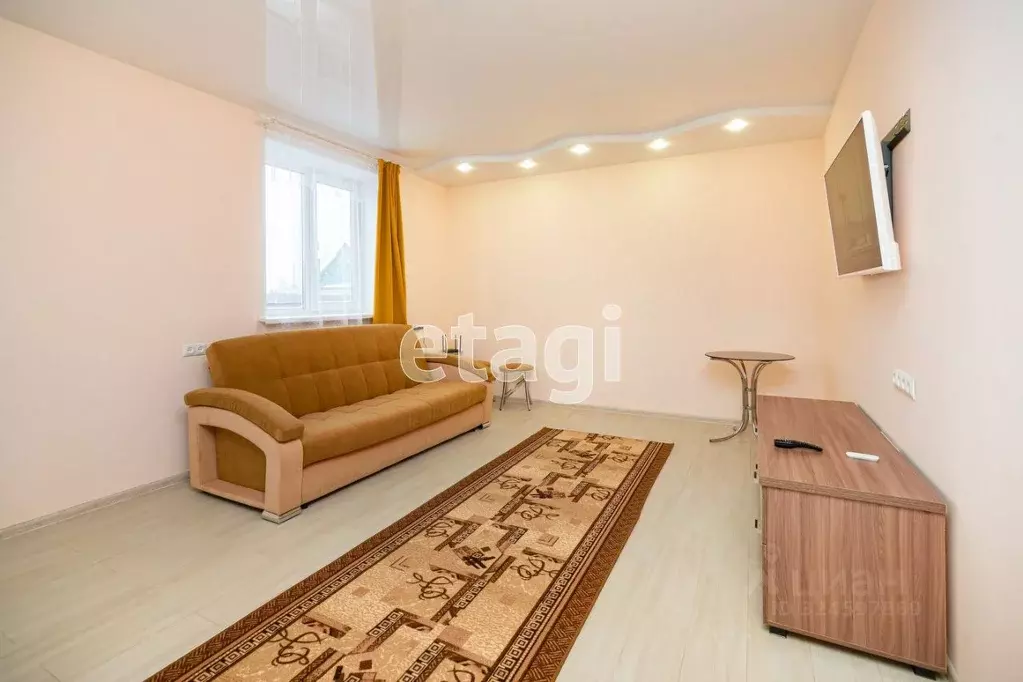 Дом в Ульяновская область, Ульяновск ул. 40-летия Комсомола, 24 (200 ... - Фото 1