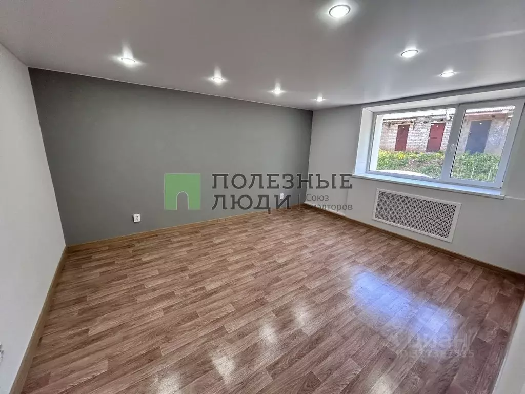 1-к кв. Кировская область, Киров ул. Широнинцев, 18 (32.3 м) - Фото 1