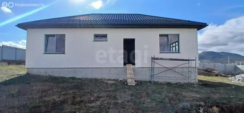 Дом в Добровское сельское поселение, село Заречное, улица Козина (120 ... - Фото 1