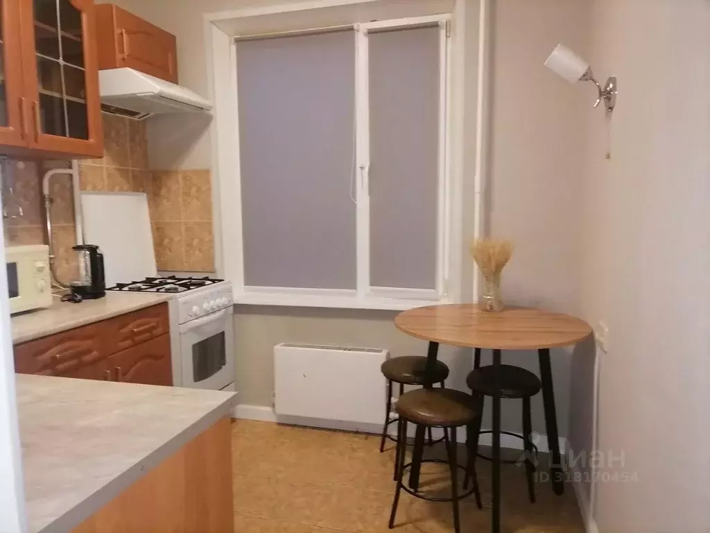 2-к кв. Москва Профсоюзная ул., 130К1 (44.0 м) - Фото 0
