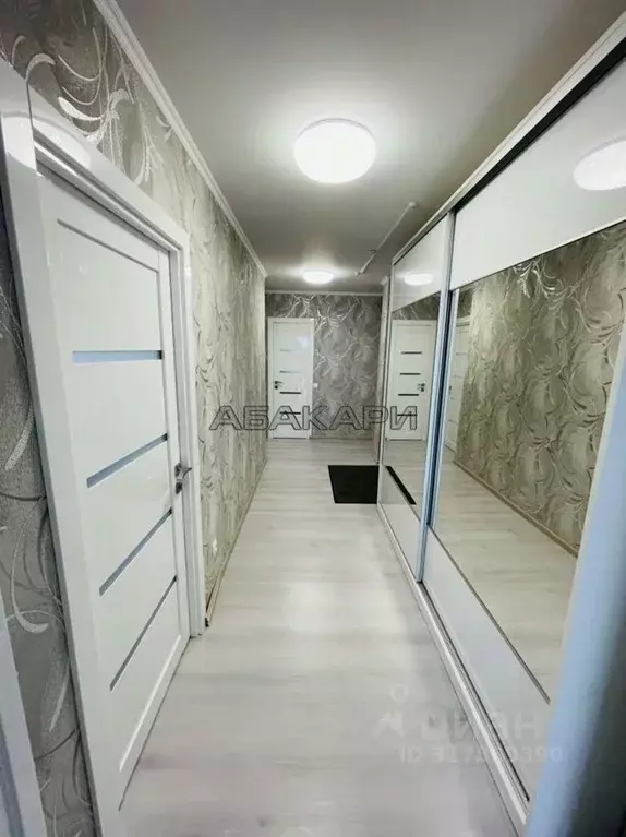 2-к кв. Красноярский край, Красноярск Новосибирская ул., 1 (77.0 м) - Фото 1