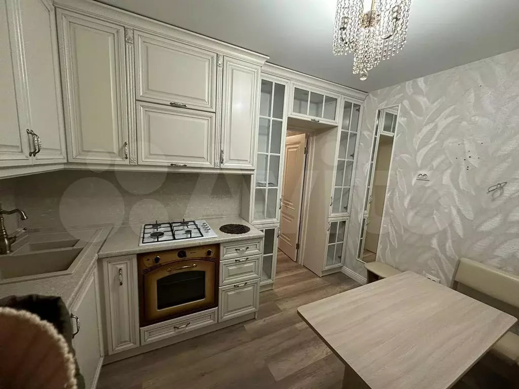 3-к. квартира, 65 м, 9/9 эт. - Фото 0