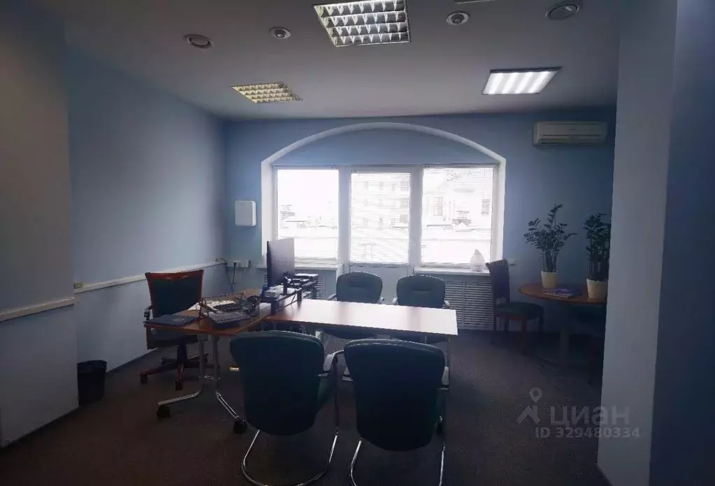 Офис в Москва ул. Сретенка, 12 (146 м) - Фото 1