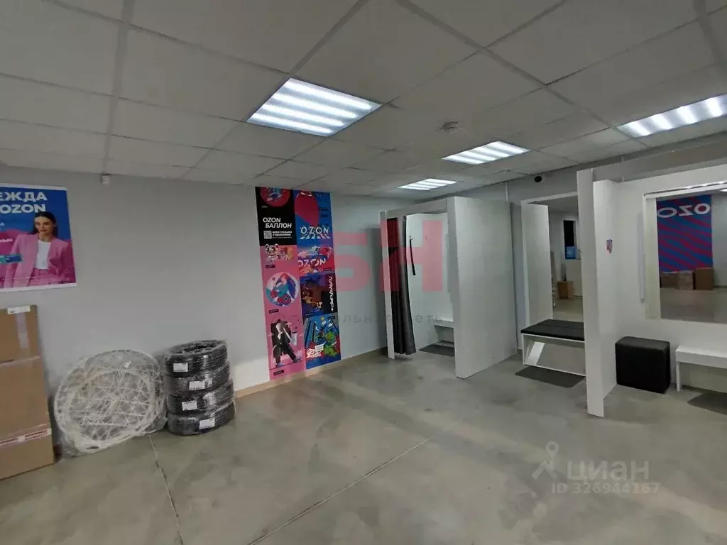 Торговая площадь в Курганская область, Курган Солнечный бул., 38 (65 ... - Фото 1