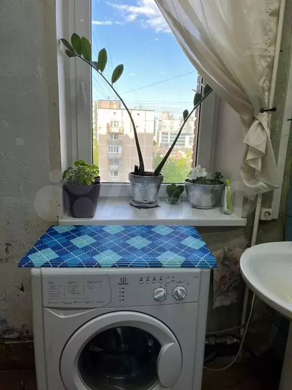 Комната 12,7 м в 6-к., 8/15 эт. - Фото 1