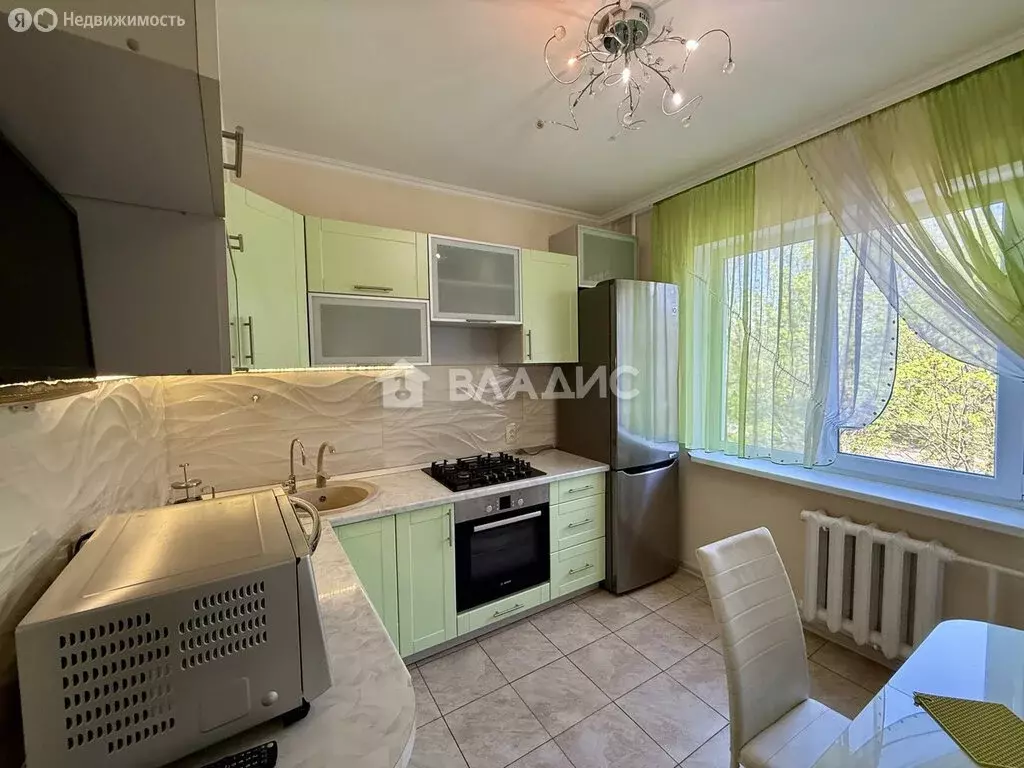 3-комнатная квартира: Калининград, бульвар Любови Шевцовой, 40 (62.2 ... - Фото 0