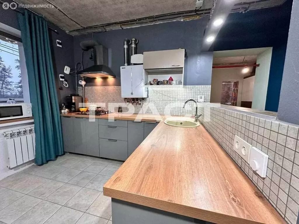 2-комнатная квартира: село Ямное, улица Генерала Вельяминова, 4 (65 м) - Фото 1