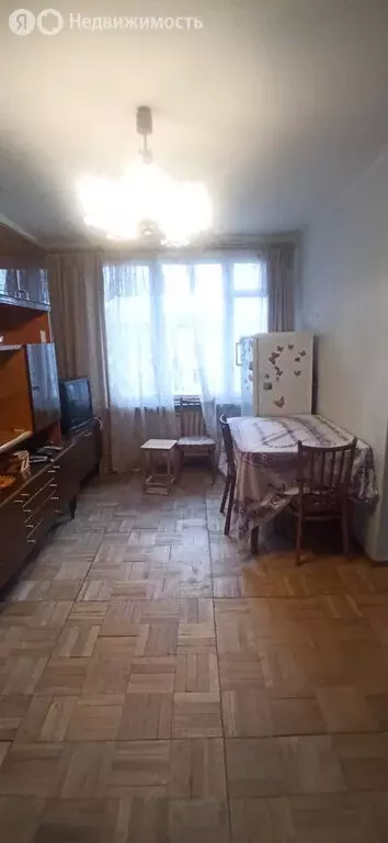3-комнатная квартира: Санкт-Петербург, улица Подводника Кузьмина, 10 ... - Фото 1