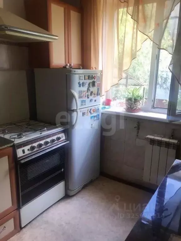 3-к кв. Саратовская область, Саратов ул. Имени В.И. Чемодурова, 4 ... - Фото 1