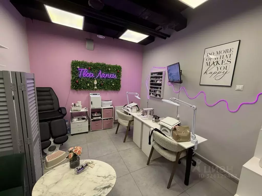 Помещение свободного назначения в Московская область, Красногорск бул. ... - Фото 1